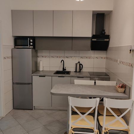 Apartman Renata Omiš Екстериор снимка