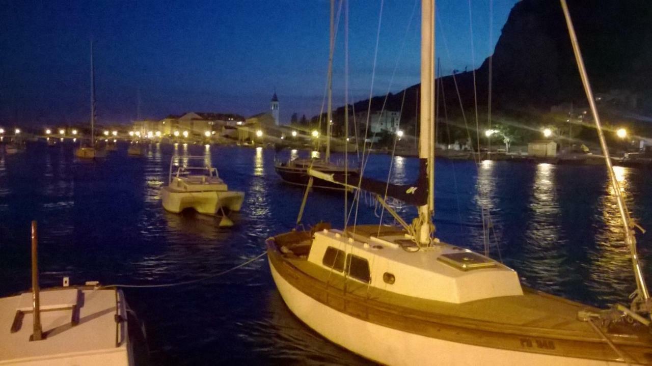 Apartman Renata Omiš Екстериор снимка