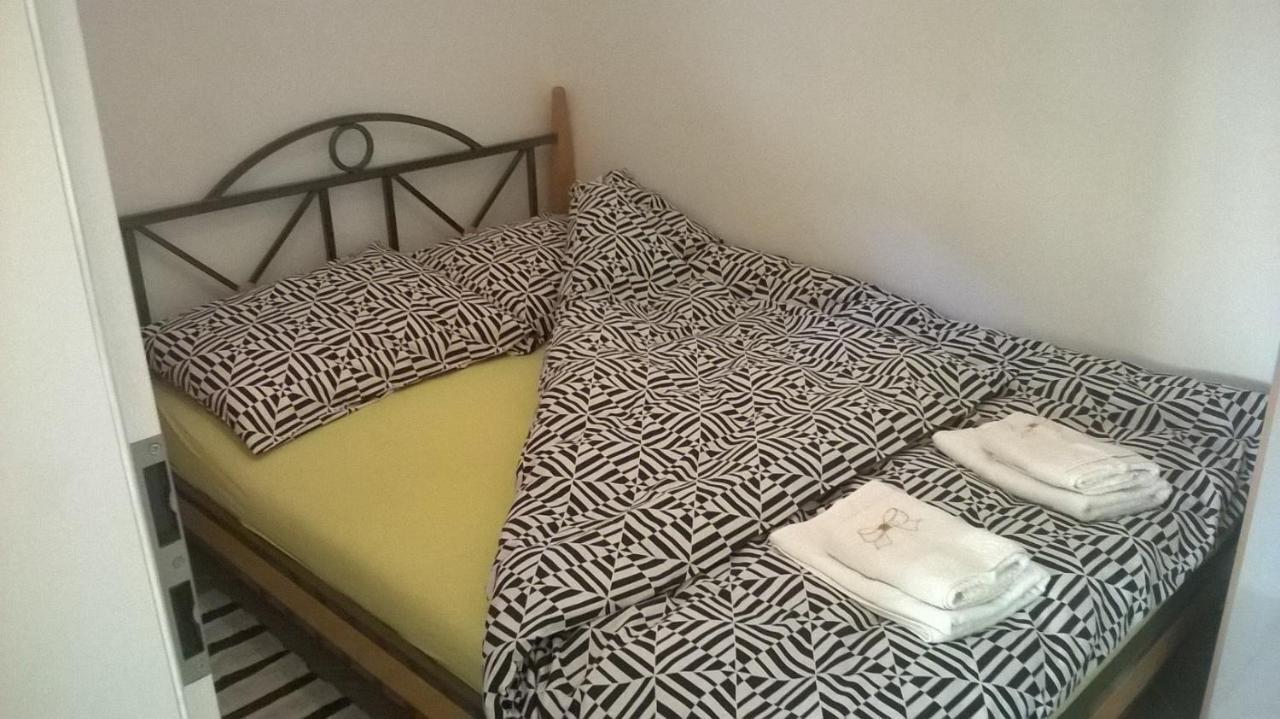 Apartman Renata Omiš Екстериор снимка