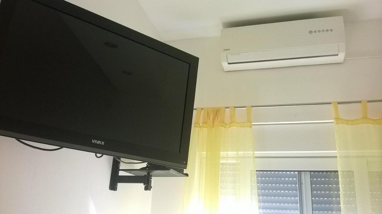 Apartman Renata Omiš Екстериор снимка