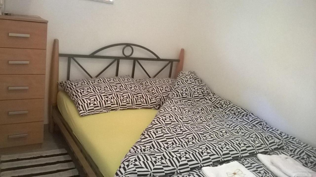 Apartman Renata Omiš Екстериор снимка